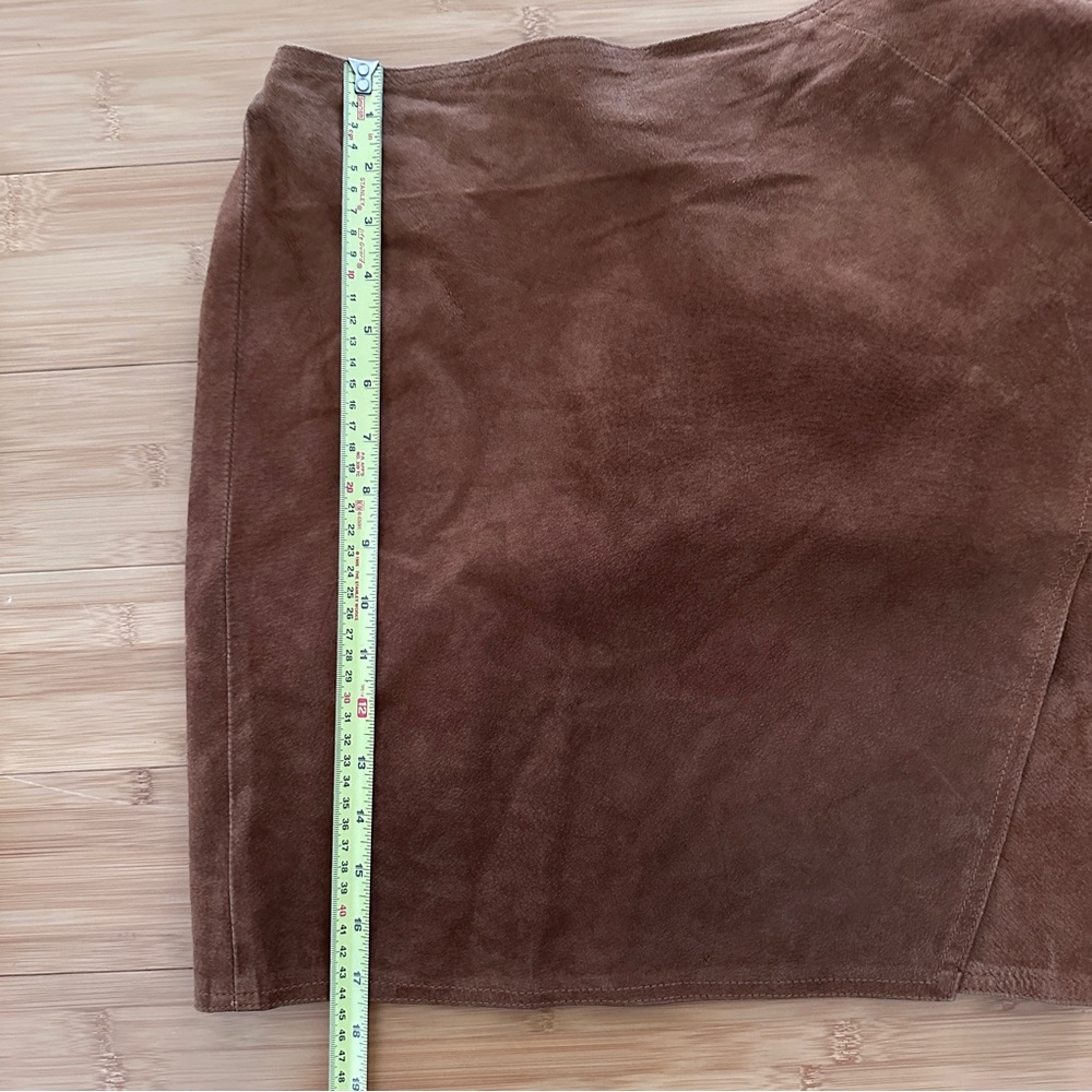 Vintage CEDARS Women's Small Brown Suede Leather Mini Straight Wrap Skirt - Picture 9 of 10